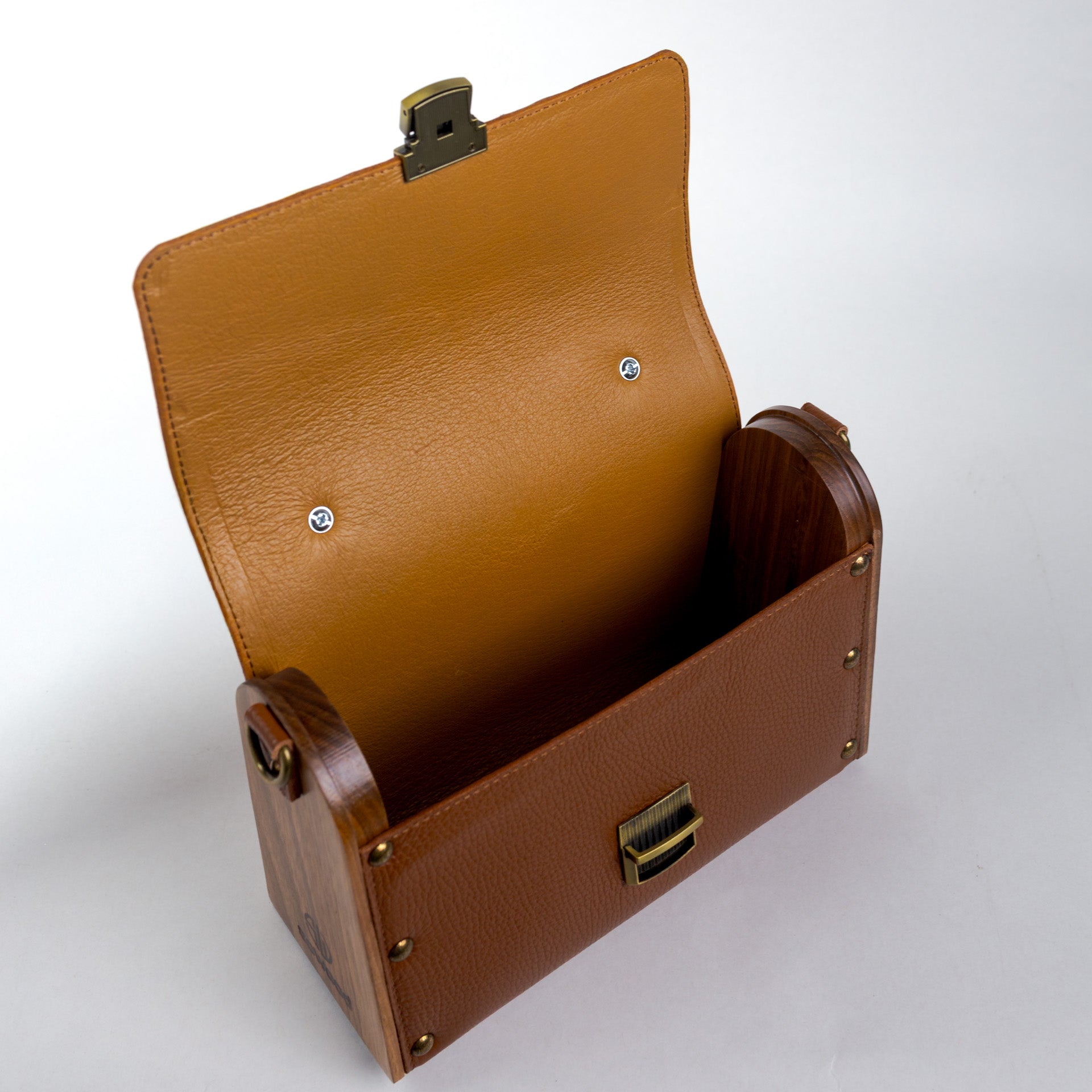 Handtasche "Walnut Soul"